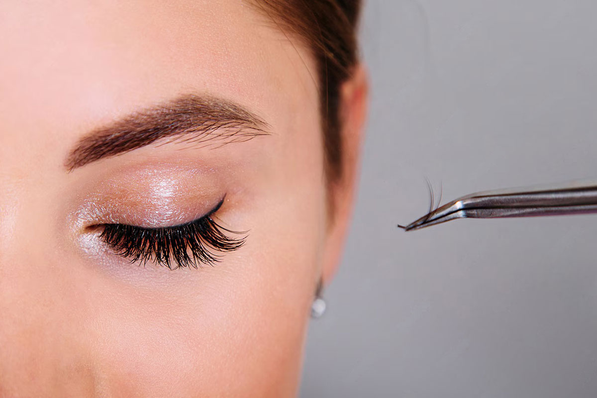 Eyebrows-and-eyelashes